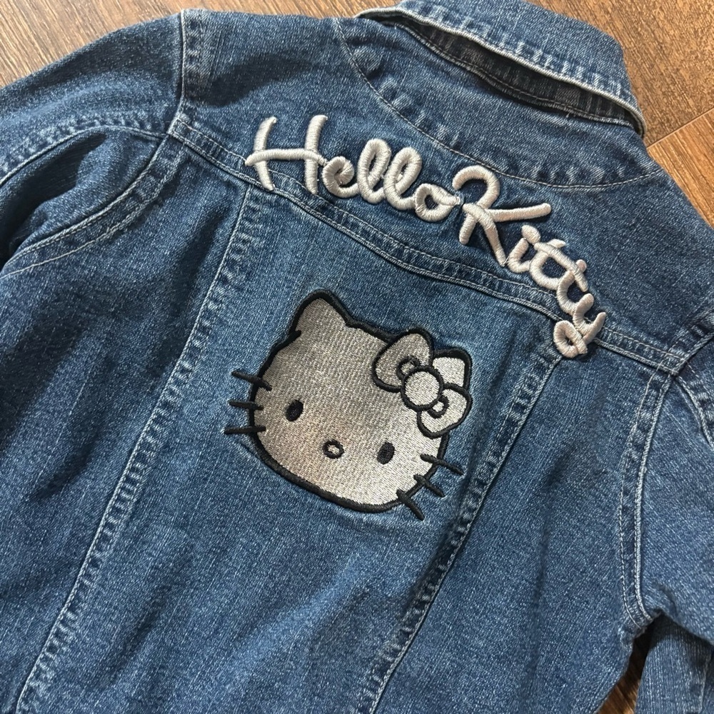Y2K hello kitty embroidered denim jacket